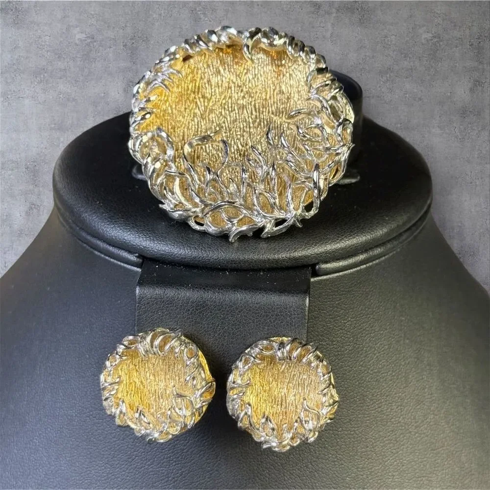 319. Multicolor Vintage Brooch & Clip-On Earrings‎ Jewelry Set